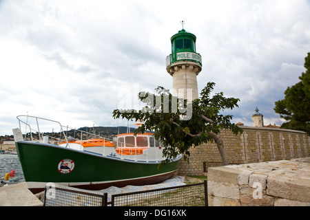 Bateaux de sauvetage de la SNSM Française (fondée en 1865) à La Ciotat Banque D'Images