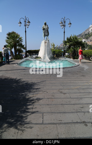 Statue de Flavio Gioia, Amalfi, Italie Banque D'Images