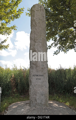 Marqueur commémoratif près de Maisoncelles, la base de l'anglais avant la bataille d'Azincourt (1415), Agincourt Nord Pas de Calais, France. Banque D'Images