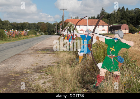 Une ligne de chiffres sur l'archer Anglais 1415 Bataille à Azincourt (Azincourt), Ile-de-France, France. Banque D'Images