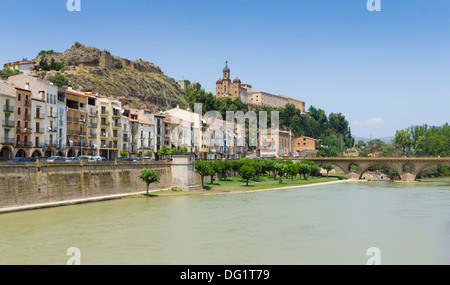 Le nord de l'Espagne - ou Lleida Lerida, sur la rivière Segre. Banque D'Images