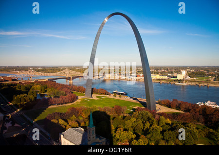 Image de la Gateway Arch de Saint-Louis à Saint Louis, MO. Banque D'Images