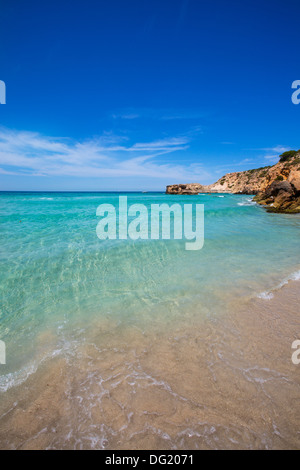 En Ibiza Cala Tarida Beach Sant Josep à Iles Baléares Banque D'Images