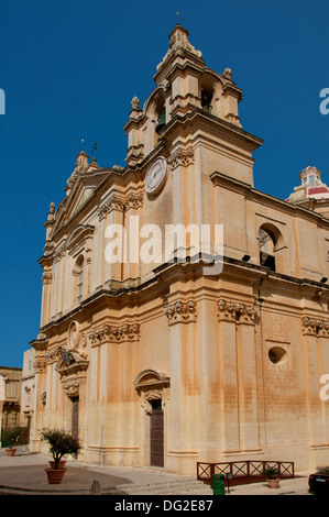 La Cathédrale St Paul Mdina Malte Banque D'Images