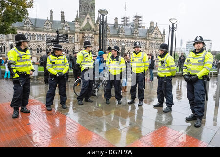 English Defence League Bradford rallye 2013 Banque D'Images