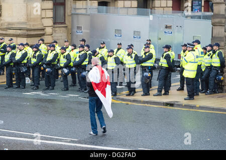 English Defence League Bradford rallye 2013 Banque D'Images