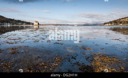 Lochranza Castle sur l'île d'Arran en Écosse Banque D'Images