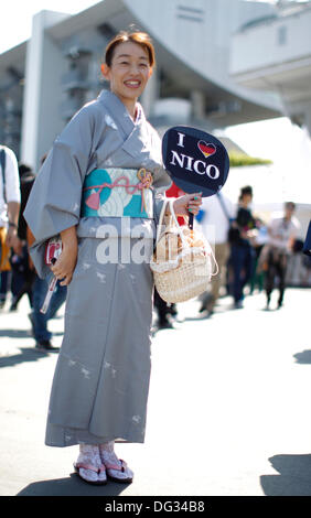 Suzuka, au Japon. 13e Octobre 2013. Sport Automobile : Championnat du Monde de Formule 1 de la FIA 2013, Grand Prix du Japon, des fans japonais : dpa Crédit photo alliance/Alamy Live News Banque D'Images