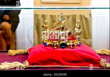 Télécopieur de joyaux de la couronne tchèque - Exposition spéciale 10.10 - 10.14 2013 Musée de la ville de Louny Banque D'Images