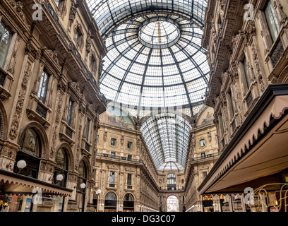 Shopping art gallery de Milan. Galleria Vittorio Emanuele II, Italie Banque D'Images