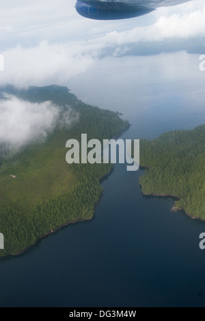 Rivers Inlet, en Colombie-Britannique, Canada, une populaire destination de pêche au saumon. Banque D'Images