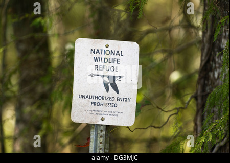 National Wildlife Refuge signe affiché sur le fleuve Saint-Jean dans le centre de la Floride USA Banque D'Images