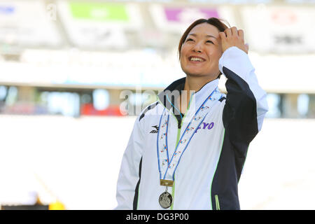 Ajinomoto Stadium, Tokyo, Japon. 13 Oct, 2013. Mami Sato, 13 octobre 2013 - Athlétisme : Le 13e Festival national des sports pour personnes handicapées, femmes en saut en longueur au Ajinomoto Stadium, Tokyo, Japon. Credit : Daiju Kitamura/AFLO SPORT/Alamy Live News Banque D'Images