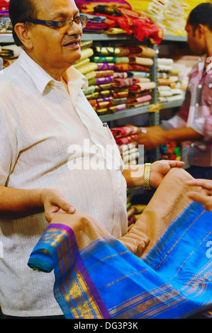 Saree, Kaantha Point de Croix, de l'artisanat, couture, soie, soie Tussar Saree Saree, boutique, Bengali, Indienne, Sari Saree bleu, coton, soie Banque D'Images