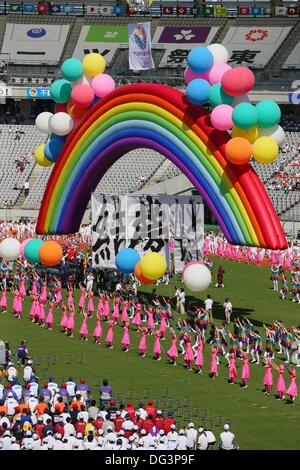 Vue générale, le 12 octobre 2013 : Le 13e Festival National des Sports handicapés cérémonie d ouverture au Ajinomoto Stadium, Tokyo, Japon. © Yusuke Nakanishi/AFLO SPORT/Alamy Live News Banque D'Images