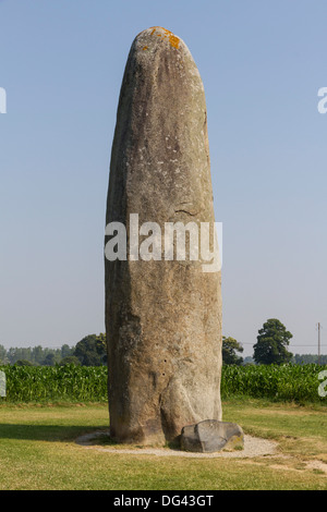 Menhir (pierre antique), le Champ Dolent, Dol-de-Bretagne, Bretagne, France, Europe Banque D'Images