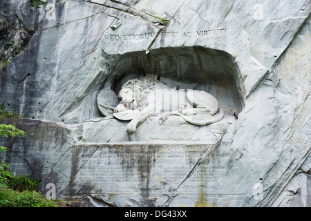 Monument du Lion par Lucas Ahorn pour soldats suisses qui sont morts dans la Révolution française, Lucerne, Suisse, Europe Banque D'Images