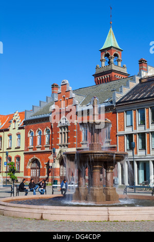 Fontaine de la place de la vieille ville, Kristiansand, Vest-Agder, Sorlandet, Norway, Scandinavia, Europe Banque D'Images