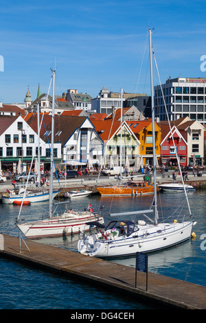 Le pittoresque port de Stavanger, Stavanger, Rogaland, Norvège, Scandinavie, Europe Banque D'Images