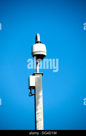 Dome CCTV Caméra surveillance Frère vous observe Banque D'Images