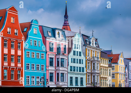 Les bâtiments historiques à Rostock, Allemagne. Banque D'Images