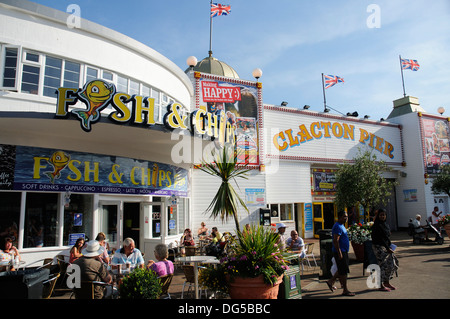 Clacton Pier à Clacton-on-Sea dans l'Essex Banque D'Images