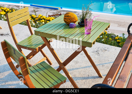 Configuration de table avec le melon jaune et lavande, Provence Banque D'Images