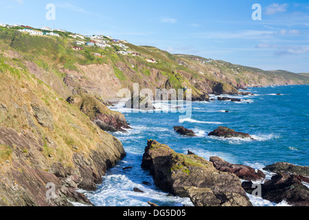 Côte au point Dramtic Sharrow Whitsand Bay Cornwall England UK Europe Banque D'Images