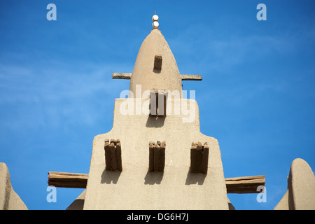 La grande Mosquée de Mopti, construit à partir de la boue. Le Mali, Afrique de l'ouest. Banque D'Images