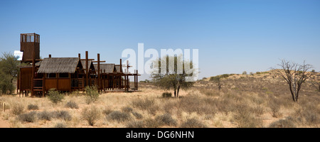 Détail de lodge dans le parc transfrontalier Kgalagadi, avec le désert autour, Afrique du Sud. Banque D'Images