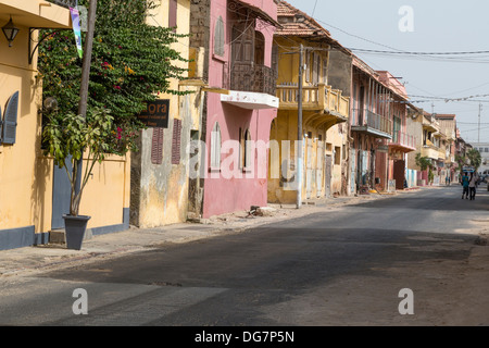 Sénégal, Saint Louis. Scène de rue de l'après-midi. Banque D'Images