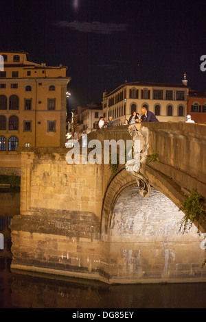 Italie,Toscane,Florence, Santa Trinita pont. Banque D'Images