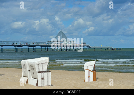 Pont de la mer à Heringsdorf, Usedom, Allemagne Banque D'Images