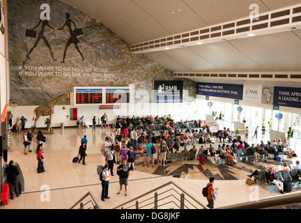 Departure lounge, O. R. Tambo International Airport, ( l'aéroport de Johannesburg, Afrique du Sud), Banque D'Images