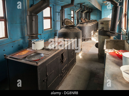 Intérieur de l'ancien wagon cuisine Banque D'Images