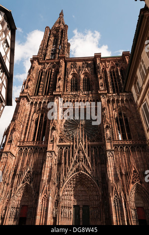 Elk213-1181v France, Alsace, Strasbourg, Cathédrale Notre Dame de Strasbourg, façade principale Banque D'Images