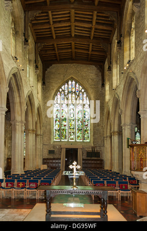 La nef de l'église St Jean Baptiste, Burford, Oxfordshire, Angleterre Banque D'Images