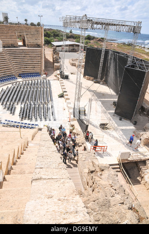 Israël, Césarée, l'amphithéâtre, sur la rive sud de la ville actuellement utilisés pour des spectacles en plein air Banque D'Images