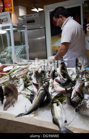 Mercato Comunale di San Benedetto à Cagliari - Sardaigne - Poisson Banque D'Images