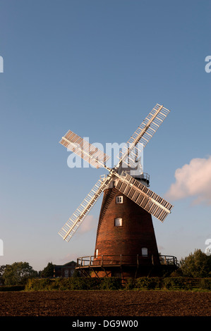 Thaxted Moulin, Essex, Angleterre. 16 octobre 2013 vu ici : John Webb's Moulin, connu sous le nom de Thaxted Moulin Banque D'Images