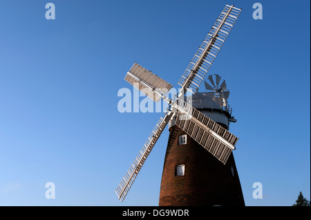 Thaxted Moulin, Essex, Angleterre. 16 octobre 2013 vu ici : John Webb's Moulin, connu sous le nom de Thaxted Moulin Banque D'Images