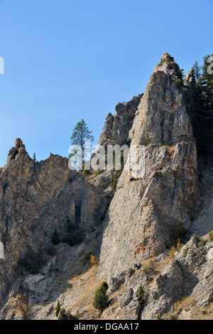 Minéraux grenat calcaire formations près de Bearmouth passent près de Drummond Montana USA Banque D'Images