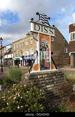 Le panneau de la commune Diss, ville de marché de Diss, Norfolk, Angleterre, Grande-Bretagne, Royaume-Uni Banque D'Images