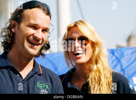 Carlos Moya et son épouse Caroline actrice vu Cerezuela à Palma de Majorque, Espagne Banque D'Images