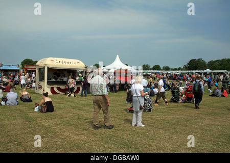 Bénéficiant d'une journée au Cheshire 2013 Show à Tabley Cheshire Angleterre Banque D'Images