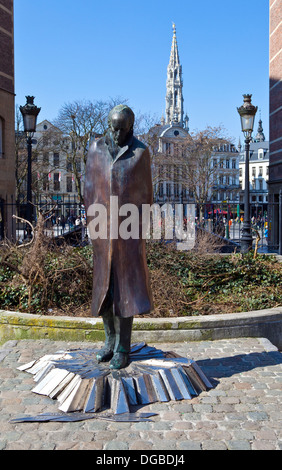 Une statue de pianiste et compositeur hongrois Bela Bartok situé dans le centre de Bruxelles, Belgique. Banque D'Images