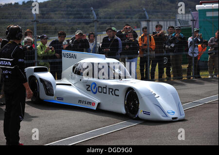 Shinozuka, Japon FUJI International Speedway. 18 Oct, 2013. 6 heures d'endurance FIA WEC endurance, la pratique. # 00 NISSAN ZEOD RC Credit : Action Plus Sport/Alamy Live News Banque D'Images