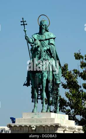 La statue bastion des pêcheurs Castle Hill Budapest Hongrie Europe Banque D'Images