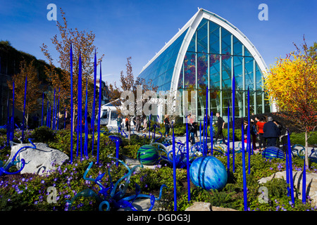 Chihuly Jardin et verre, musée pour exposer le studio glass de Dale Chihuly. Seattle, Washington, USA. Banque D'Images