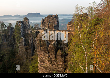 Montagnes de Grès de l'Elbe, la Suisse Saxonne Parc National, Saxe, Allemagne, Europe Banque D'Images